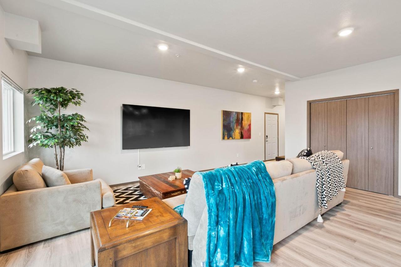 Huge-Fun-Trendy Apt By Perry District & Downtown สโปแคน ภายนอก รูปภาพ